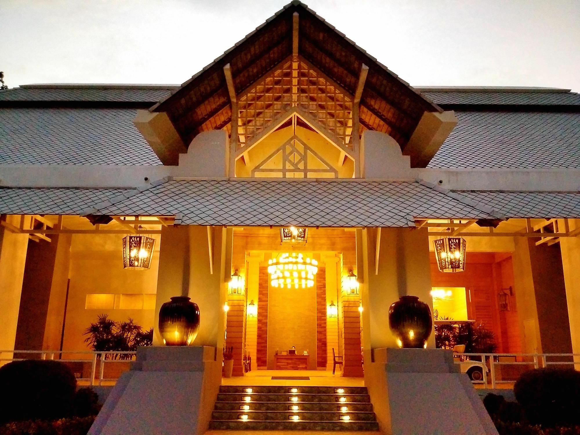 Vivo Bene Village Doi Saket Exterior photo